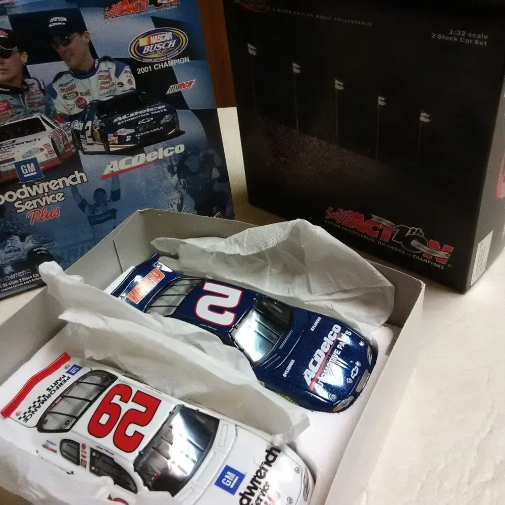 Kevin Harvick #29 Rookie Of The Year & #2 Busch Champion 1/32 Diecast 2 Car Set - Picture 10 of 10